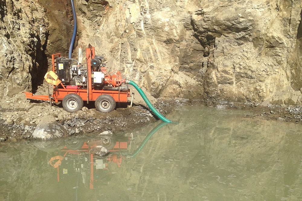 One of the key features of the Godwin HL150M is its ability to run dry for extended periods thanks to its high pressure oil bath mechanical seal.